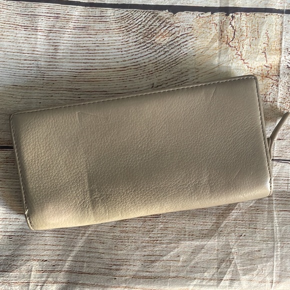 Kate Spade Leather Wallet - Picture 3 of 11
